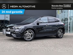Mercedes-Benz GLA-Klasse - GLA 180 Automaat Business Solution AMG | Premium Plus Pakket | Nightpakket | Trekhaak