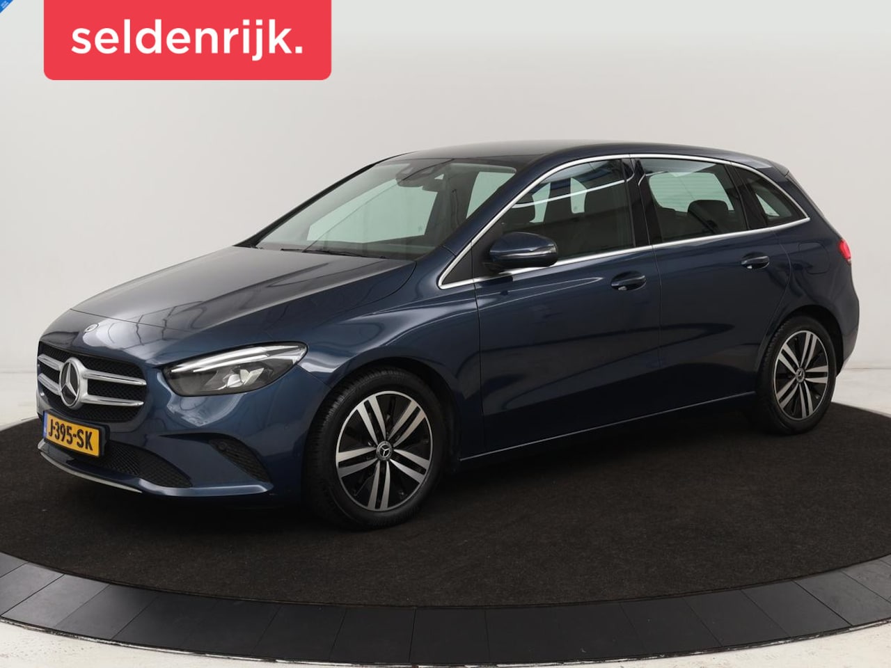 Mercedes-Benz B-klasse - 180 Business Solution Luxury | Leder | Stoelverwarming | Carplay | Sfeerverlichting | Came - AutoWereld.nl