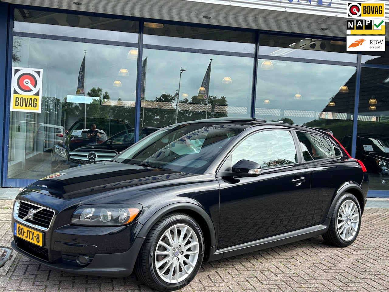 Volvo C30 - 1.8 Sport Elek.Schuif/Kanteldak Clima Cruise Stoelverw. Trekhaak NAP NL-Auto! - AutoWereld.nl