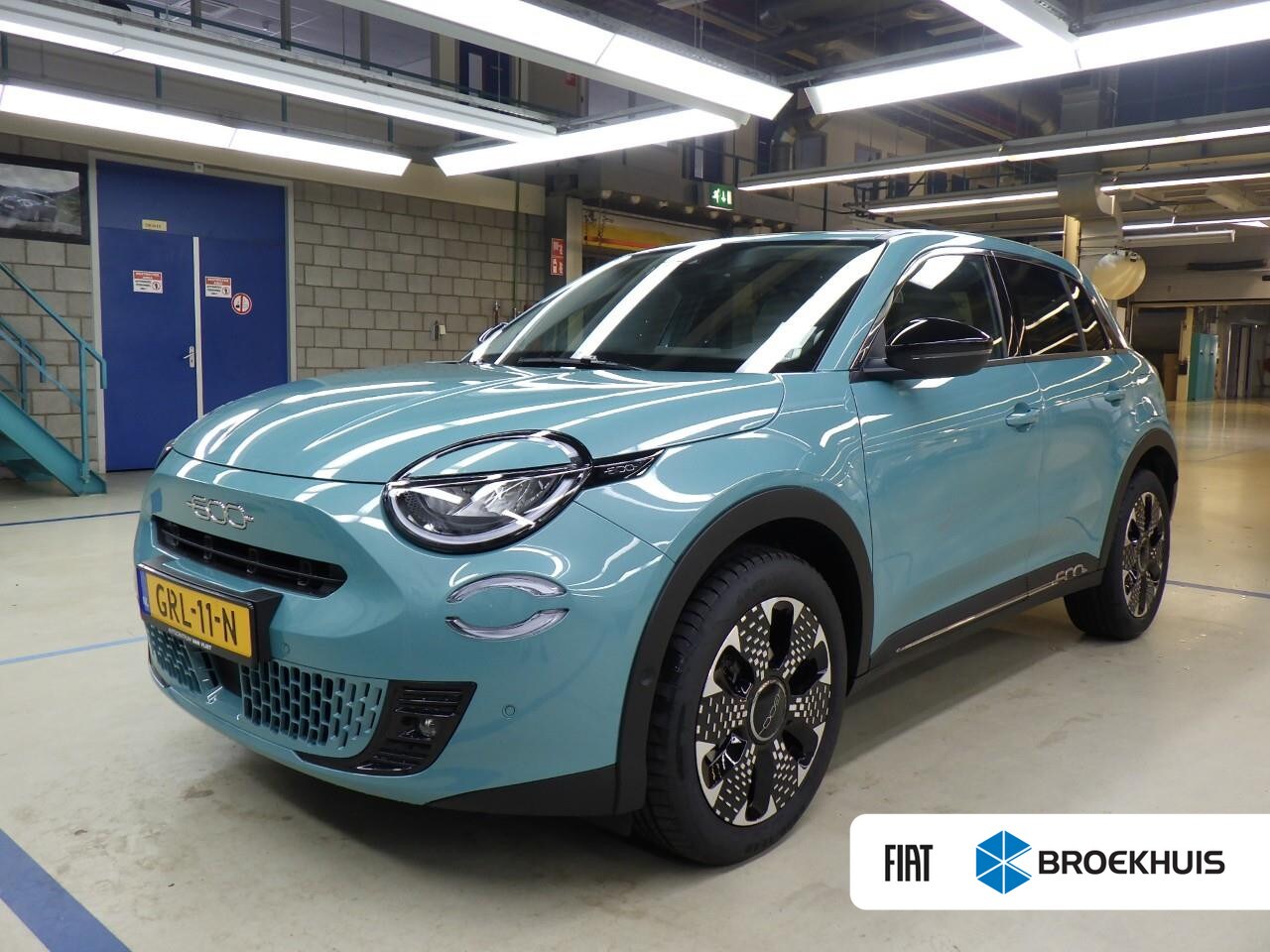 Fiat 600 - 1.2 Hybrid La Prima | Navigatie | Elektr. Stoelen | Elektr. Achterklep | Achteruitrijcamer - AutoWereld.nl
