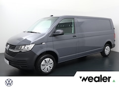 Volkswagen Transporter - 2.0 TDI L2H1 28 | 150 PK | Trekhaak | Verzwaarde vering achter | Achteruitrijcamera |