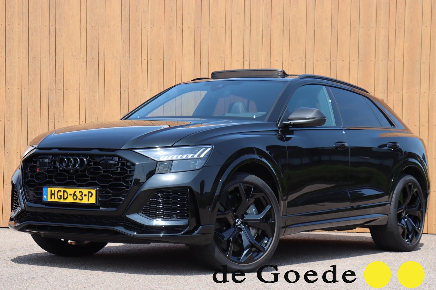 Audi Q8 - 4.0 TFSI RS Q8 quattro ALLE OPTIES Dynamic+ B&O adv. dubbel glas trekhaak standkachel enz. - AutoWereld.nl