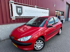 Peugeot 206 - 1.4 One-line