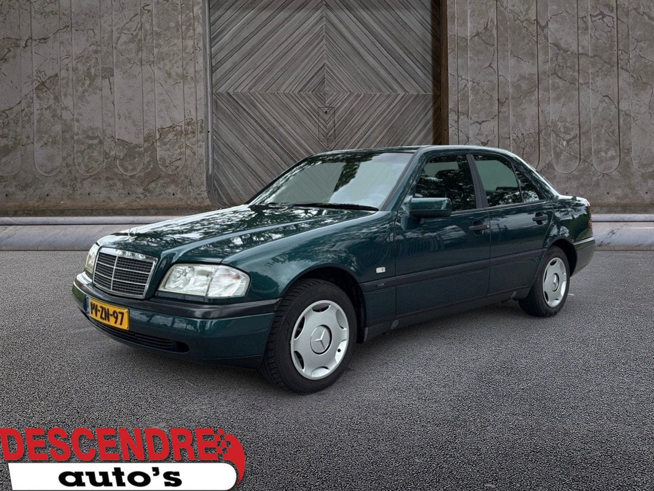 Mercedes-Benz C-klasse - 180 Classic automaat - AutoWereld.nl