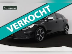 Volvo V40 - 1.5 T3 Polar+ Sport (PANORAMADAK, CAMERA, NAVIGATIE, STOELVERWARMING, PARKEERSENSOREN, CRU