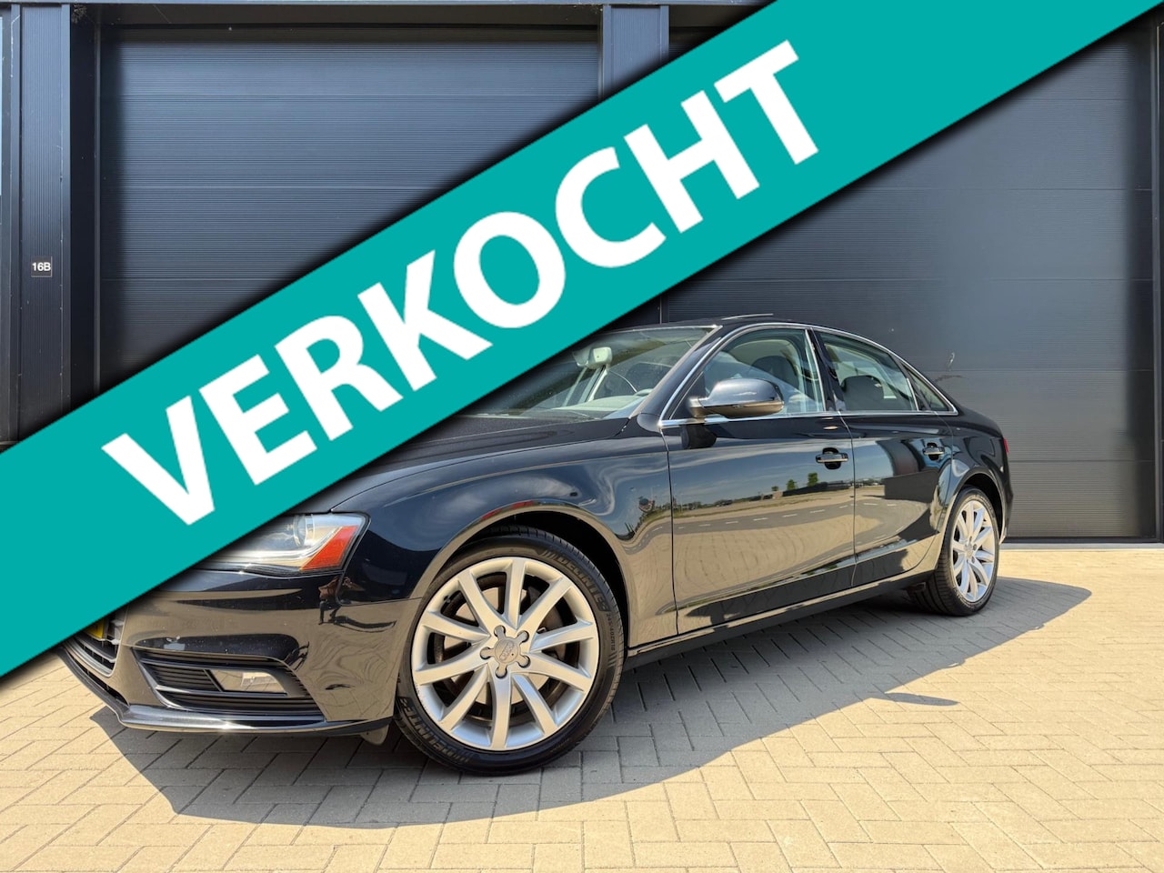 Audi A4 Limousine - 2.0 TFSI quattro Pro Line S Full schuifdak leer airco 2013 - AutoWereld.nl