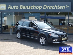 Volvo XC70 - AWD 2.4 5CYL Aut6 Momentum Leer Pdc Clima Cruise