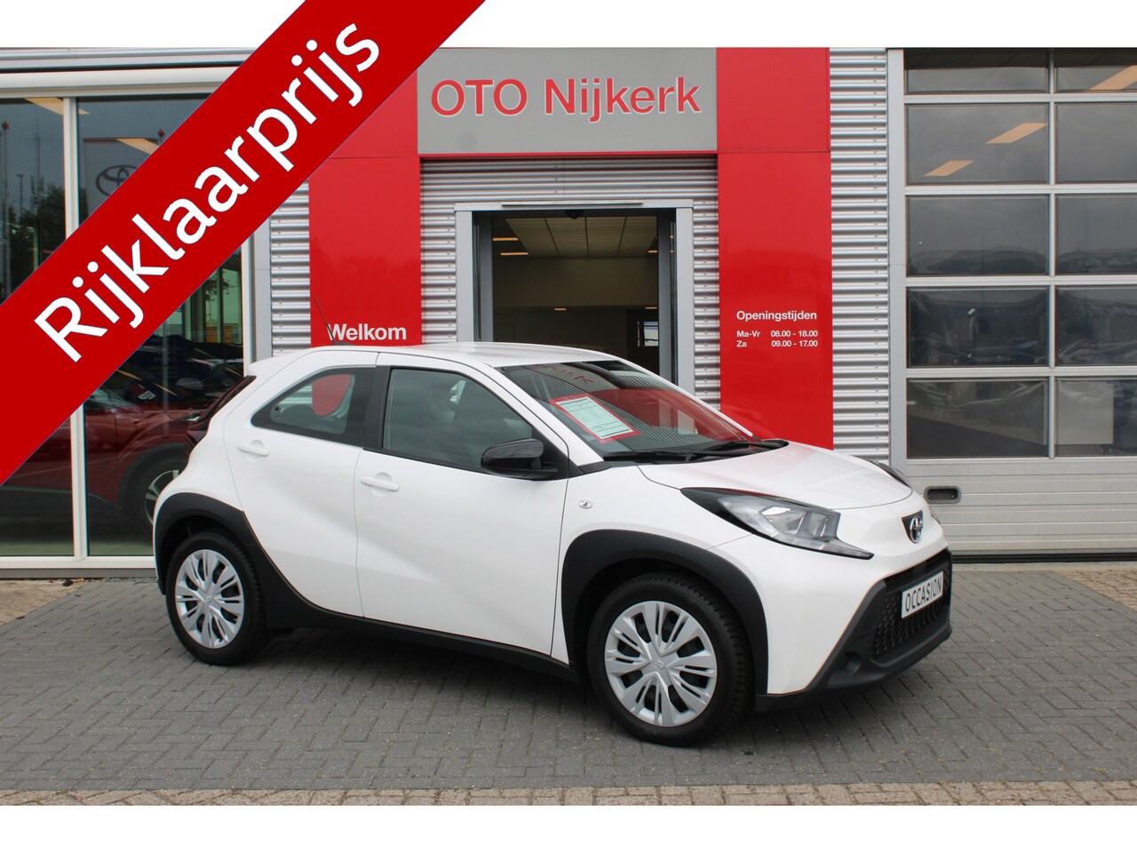Toyota Aygo X - 1.0 VVT-i MT play 1.0 VVT-i MT Play - AutoWereld.nl