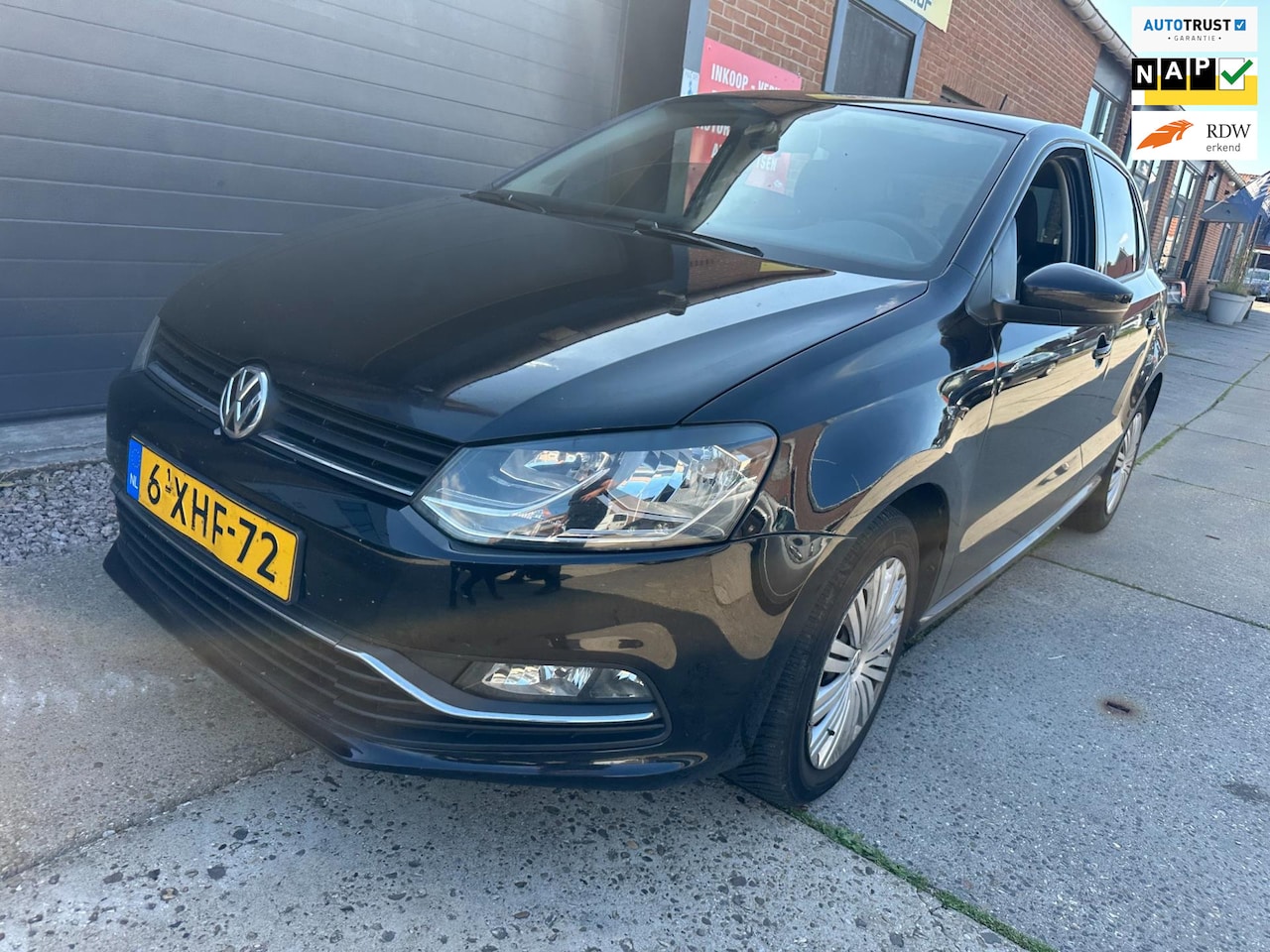 Volkswagen Polo - 1.4 TDI NAVI 1EINGENAAR VW ONDERHOUDEN RIJDT GOED. - AutoWereld.nl