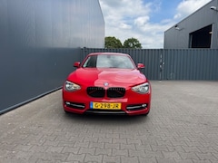 BMW 1-serie - 116i Business+ CLIMA NAVI /lv