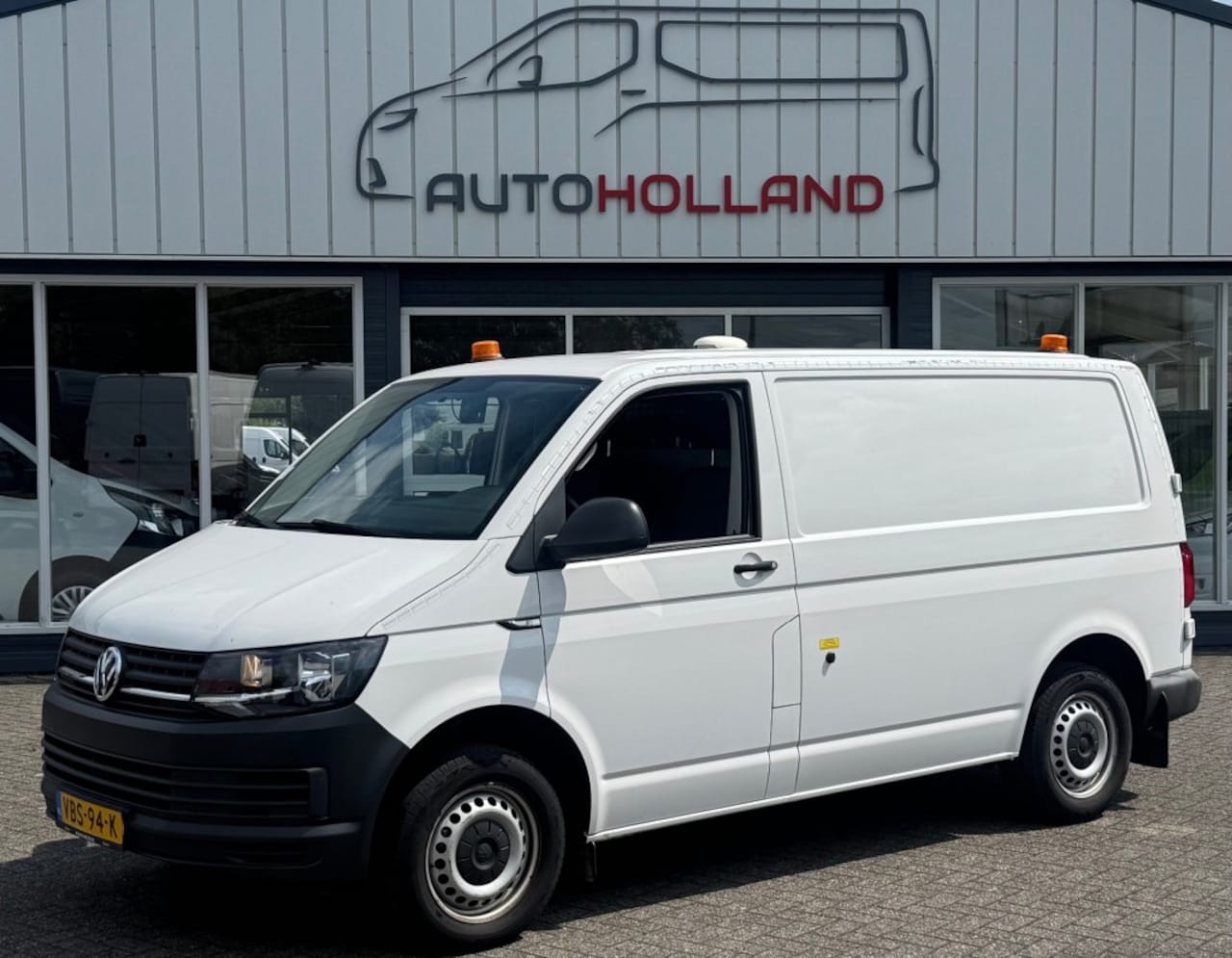 Volkswagen Transporter - 2.0 TDI 75KW 102PK EURO 6 AIRCO/ CRUISE CONTROL/ ORIGINEEL AUDIO/ 100% DEALERONDERHOUDEN - AutoWereld.nl