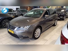 SEAT Leon - 1.2 TSI 110 pk Style Carplay Stoelverwarming Clima PDC