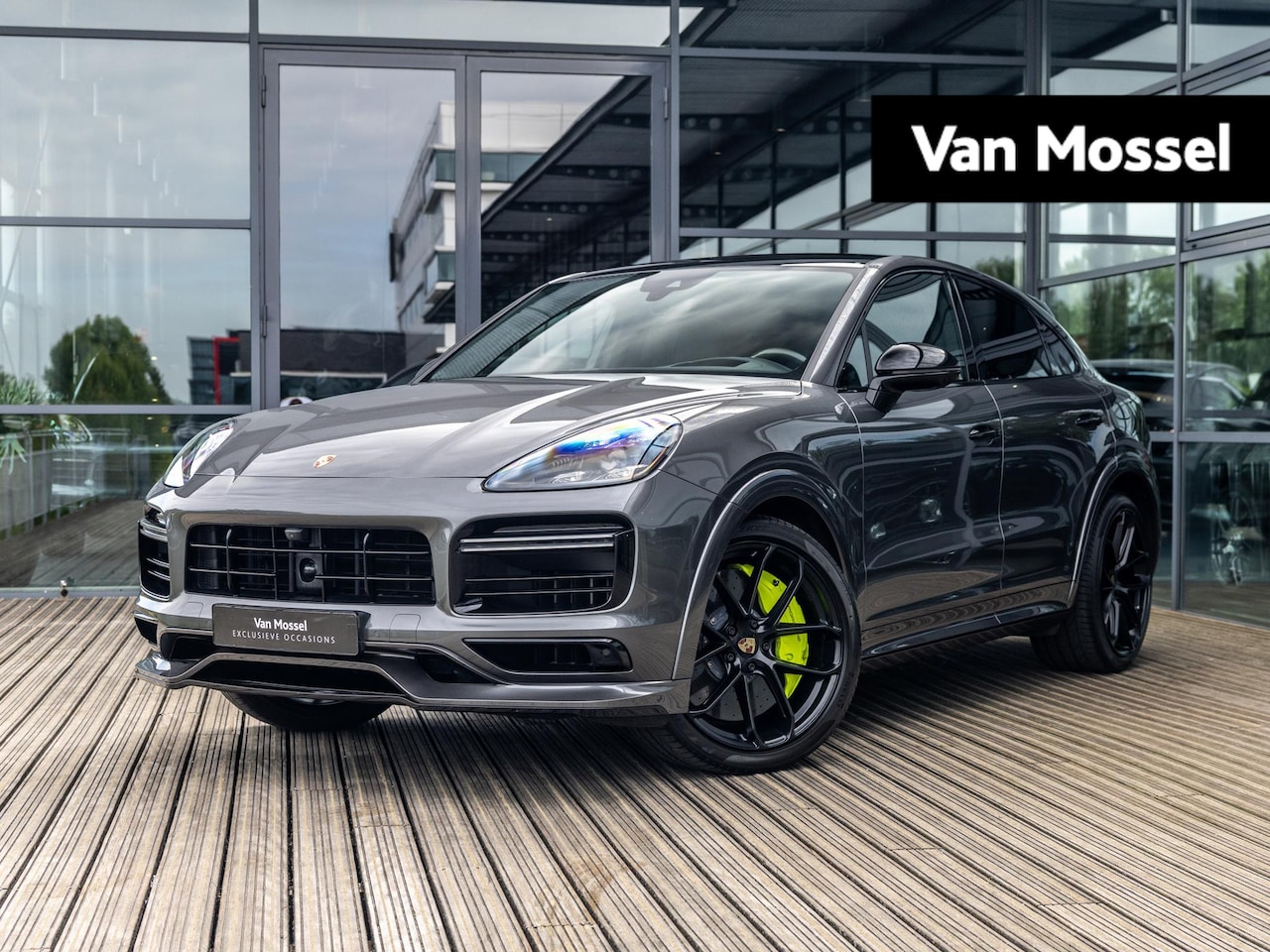 Porsche Cayenne Coupé - 4.0 Turbo S E-Hybrid | SPORTDESIGN | SPORTCHRONO | 22 INCH TURBO GT WIELEN | TECH ART SPOI - AutoWereld.nl