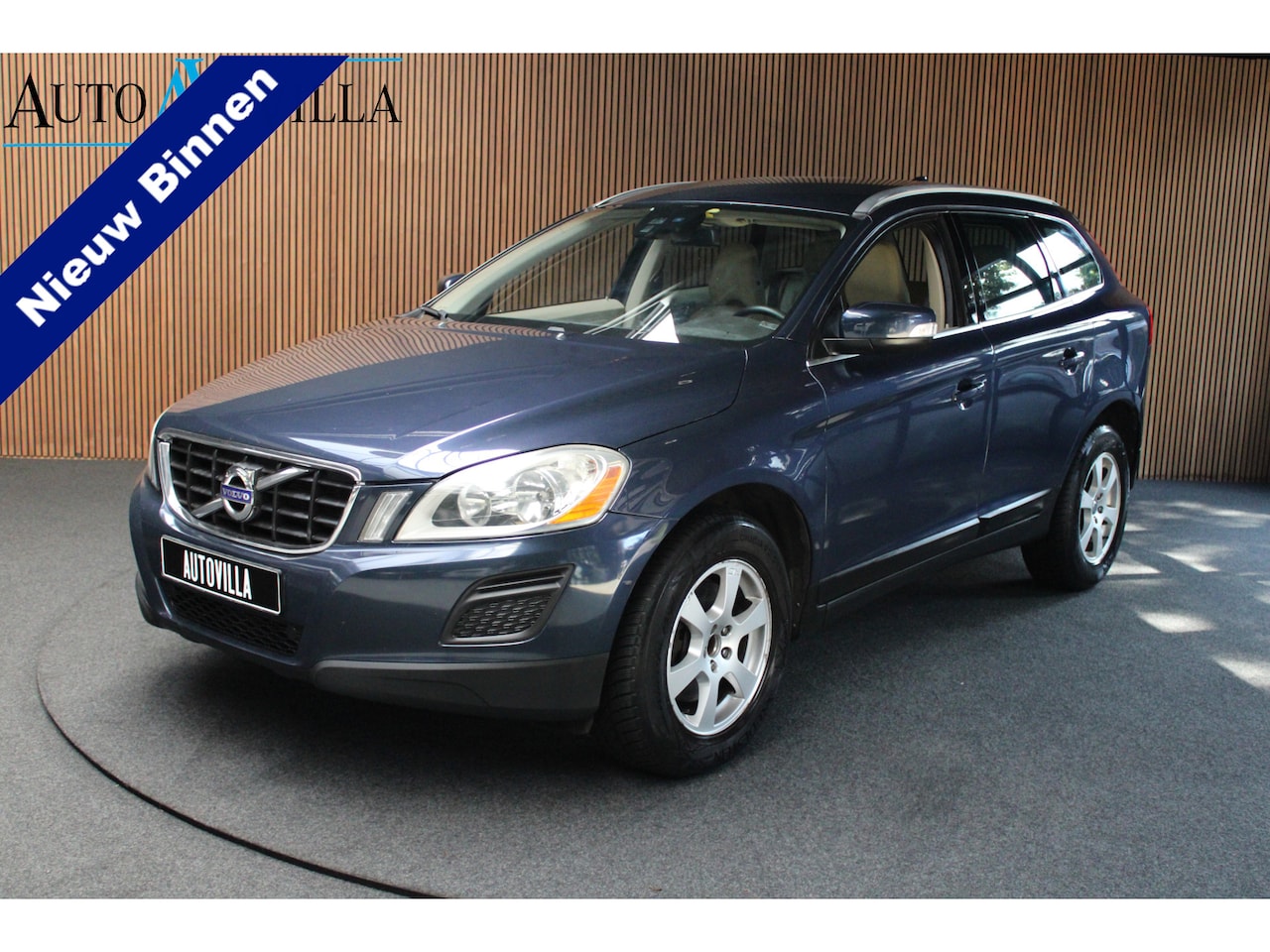 Volvo XC60 - 2.0 T5 Summum Navi Leer Memory Elektr. Achterklep Stoelverwarming Climate PDC LM velgen - AutoWereld.nl