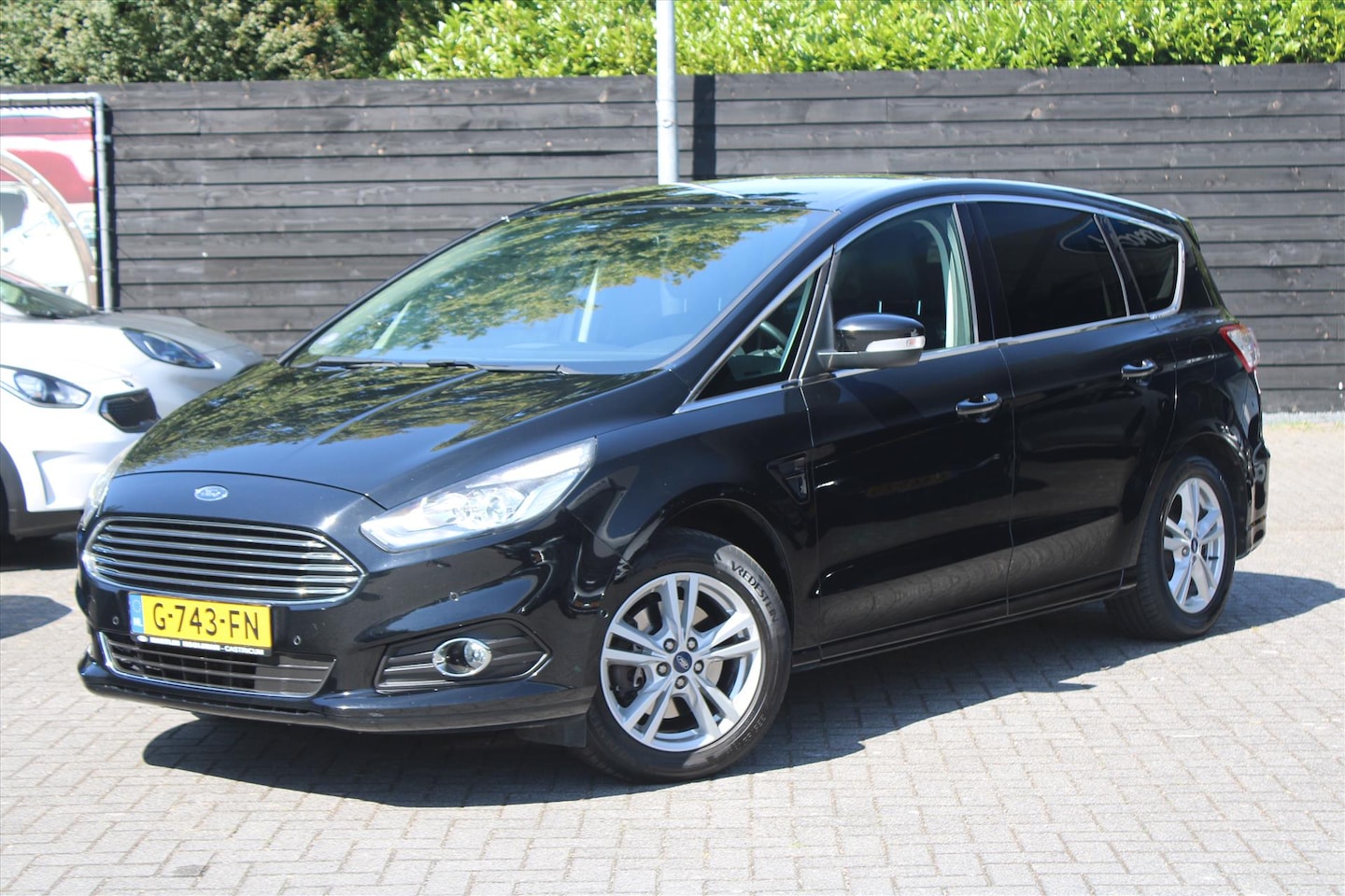 Ford S-Max - 2.0 Ecoboost 240pk Automaat Titanium, 7 Zitter, Trekhaak - AutoWereld.nl