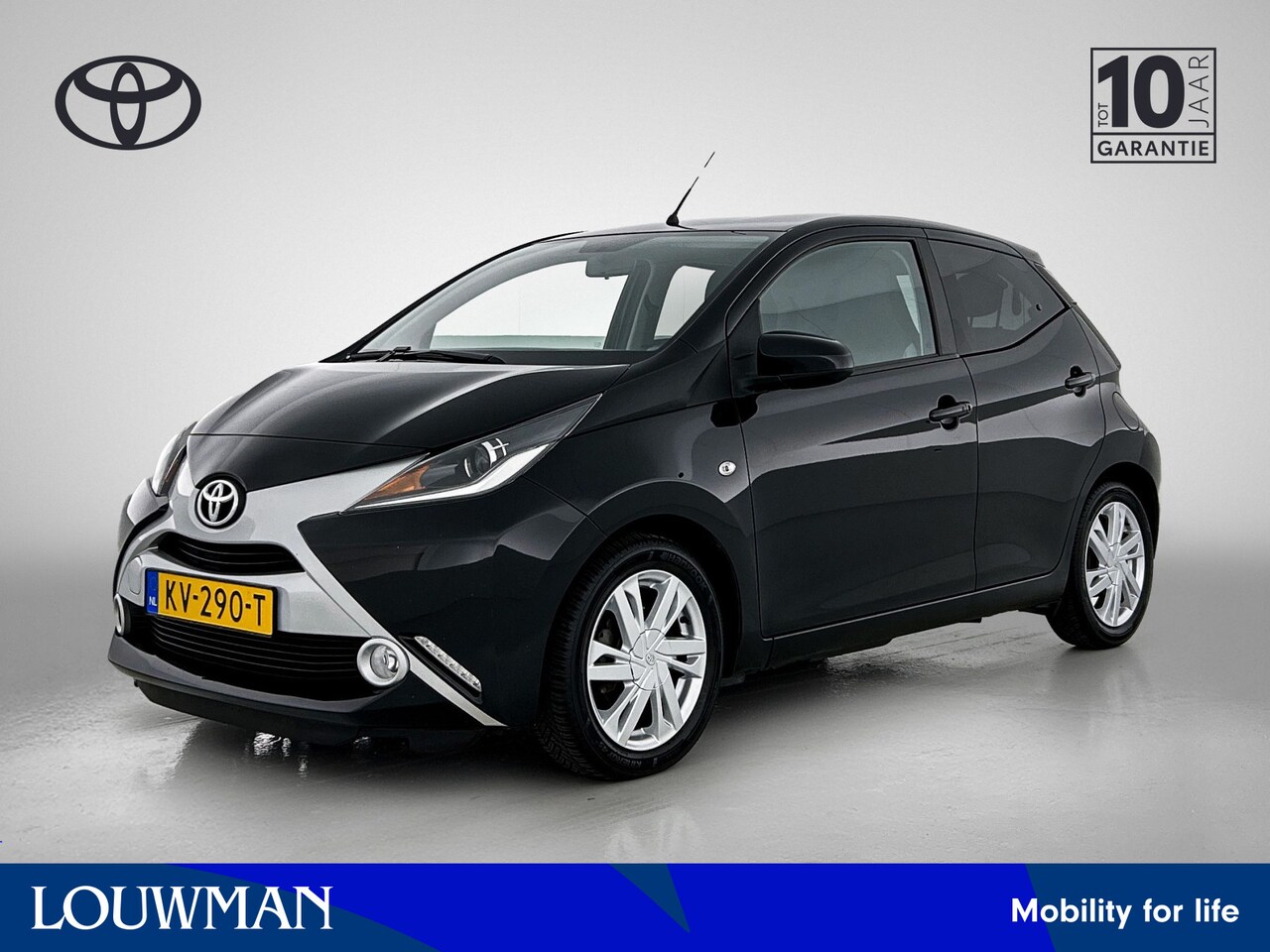 Toyota Aygo - 1.0 VVT-i x-play | Achteruitrijcamera | LM velgen | Privacy glass | - AutoWereld.nl