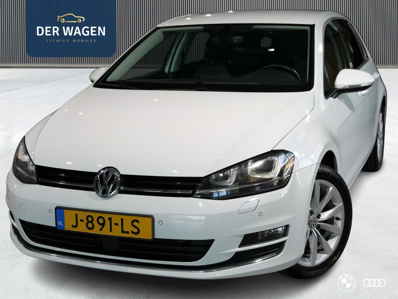 Volkswagen Golf - 1.4 TSI HIGHLINE / MASSAGEST. / ACC / TREKHAAK / CARPLAY / 17" - AutoWereld.nl