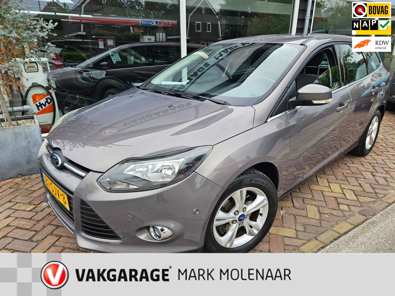Ford Focus Wagon - 1.6 EcoBoost Trend Sport 1.6 EcoBoost Trend Sport,goed onderhouden auto - AutoWereld.nl