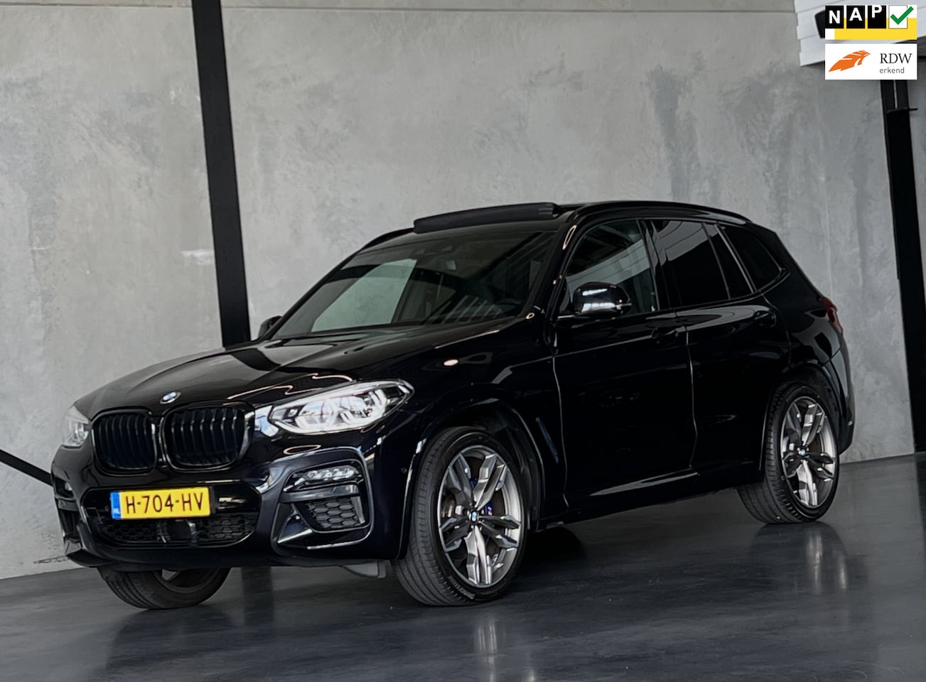 BMW X3 - M40i xDrive High Exe, Pano, 360°, M-stoel+, H-U, DAB+, Display Key, Trekhaak, Enz.. - AutoWereld.nl