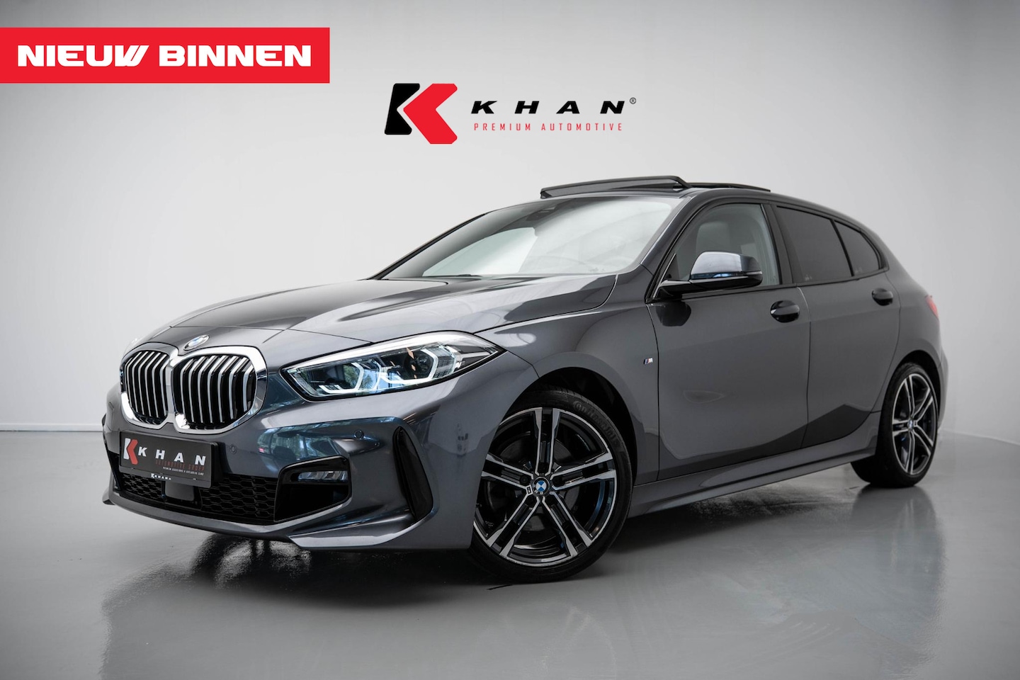 BMW 1-serie - 118i High Executive |Pano|M-Pakket|Ambient|Cruise| - AutoWereld.nl