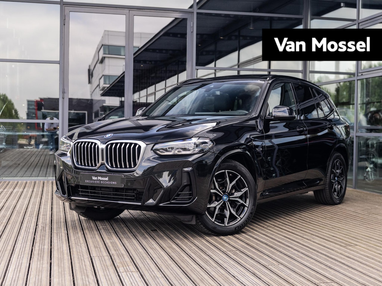 BMW X3 - xDrive30e High Executive | M-SPORT | PANORAMA/SCHUIF-KANTELDAK | - AutoWereld.nl