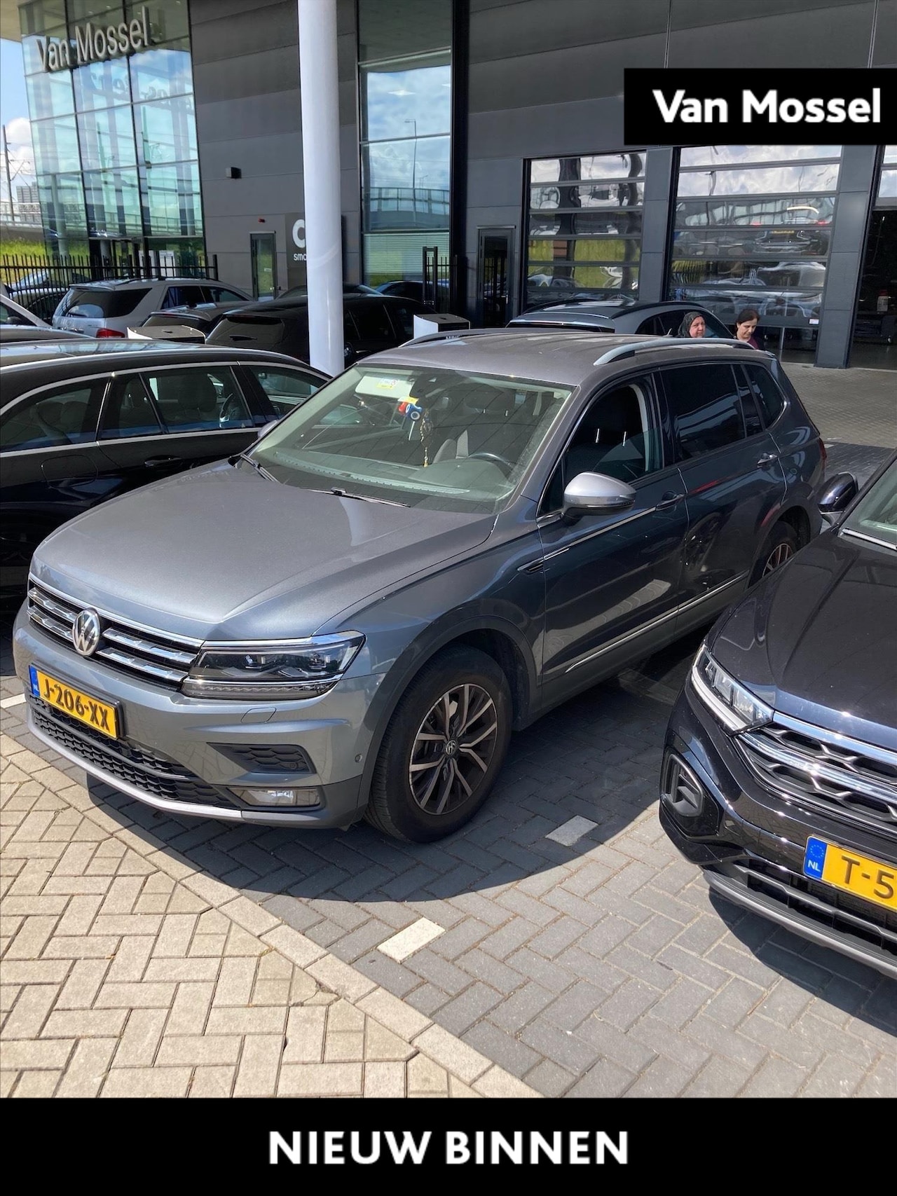 Volkswagen Tiguan Allspace - 1.5 TSI Comfortline 7-Persoons | 150 PK | Automaat | Stoelverwarming | Elektrische Achterk - AutoWereld.nl
