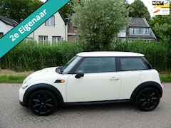 MINI One - 1.6 75pk 6-bak Zuinig 2e eigenaar Airco LMV Historie