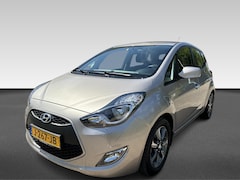 Hyundai ix20 - 1.4i Go | Trekhaak | Navigatie | Climate Control |
