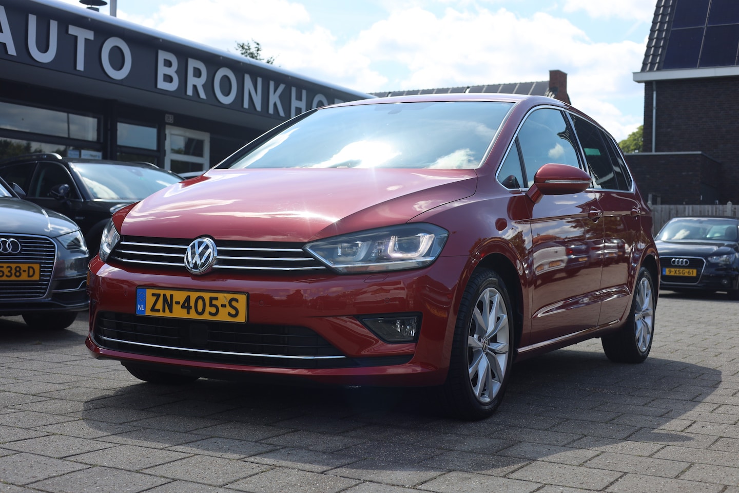 Volkswagen Golf Sportsvan - 1.4 TSI HIGHLINE | AUTOMAAT | NAVI | CLIMA - AutoWereld.nl