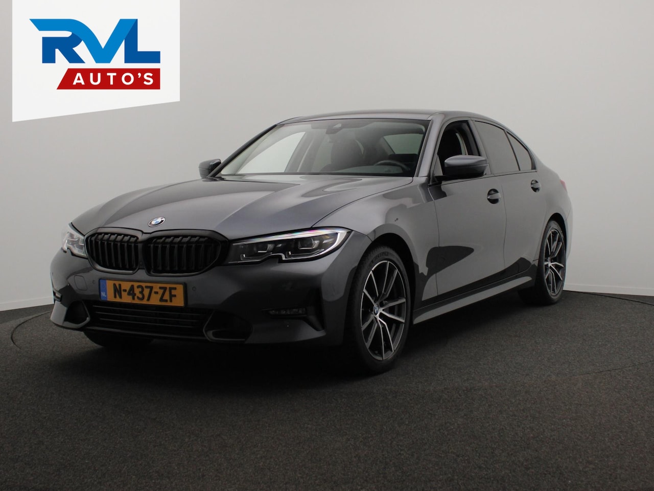 BMW 3-serie - 318i Executive Edition * Origineel Nederlands * Carplay Leder Navigatie Cruise - AutoWereld.nl