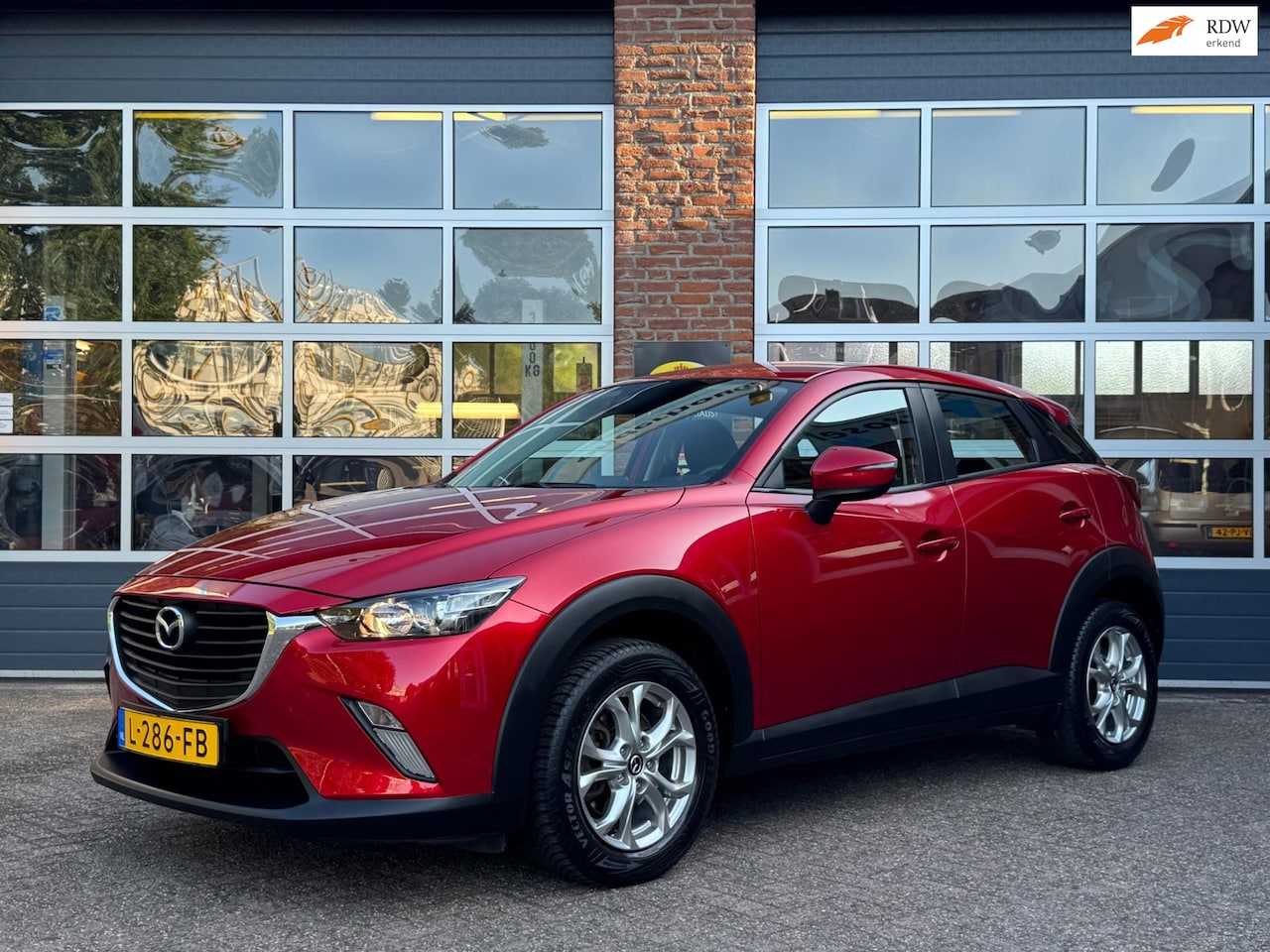Mazda CX-3 - 2.0 SkyActiv-G 120 SkyLease 2.0 SkyActiv-G 120 SkyLease+, Navi, Cruise, LM - AutoWereld.nl