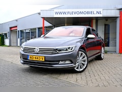 Volkswagen Passat - 2.0 TSI 4Motion Highline Aut. Pano|Leder|Carplay|Camera