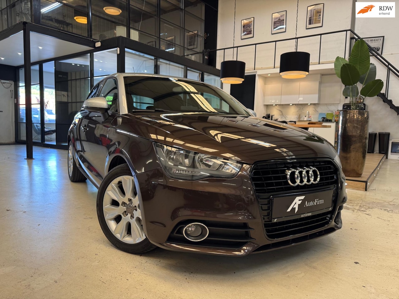 Audi A1 Sportback - 1.2 TFSI Teakbraun Bluetooth Cruise control Stoelverwarming - AutoWereld.nl