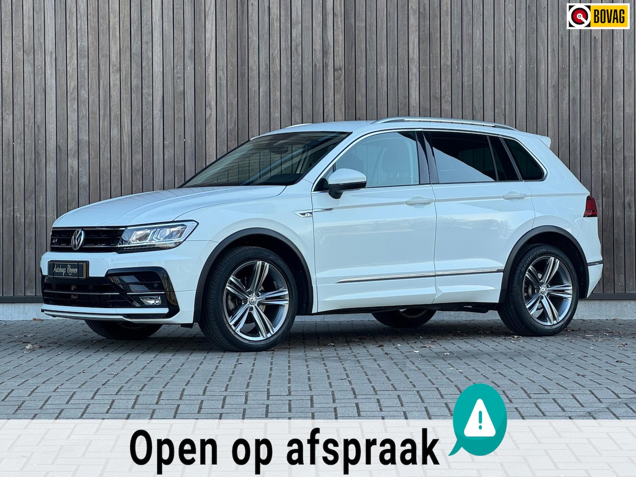 Volkswagen Tiguan - 1.4 TSI Comfortline Business R 1.4 TSI Comfortline Business R / ACC / - AutoWereld.nl