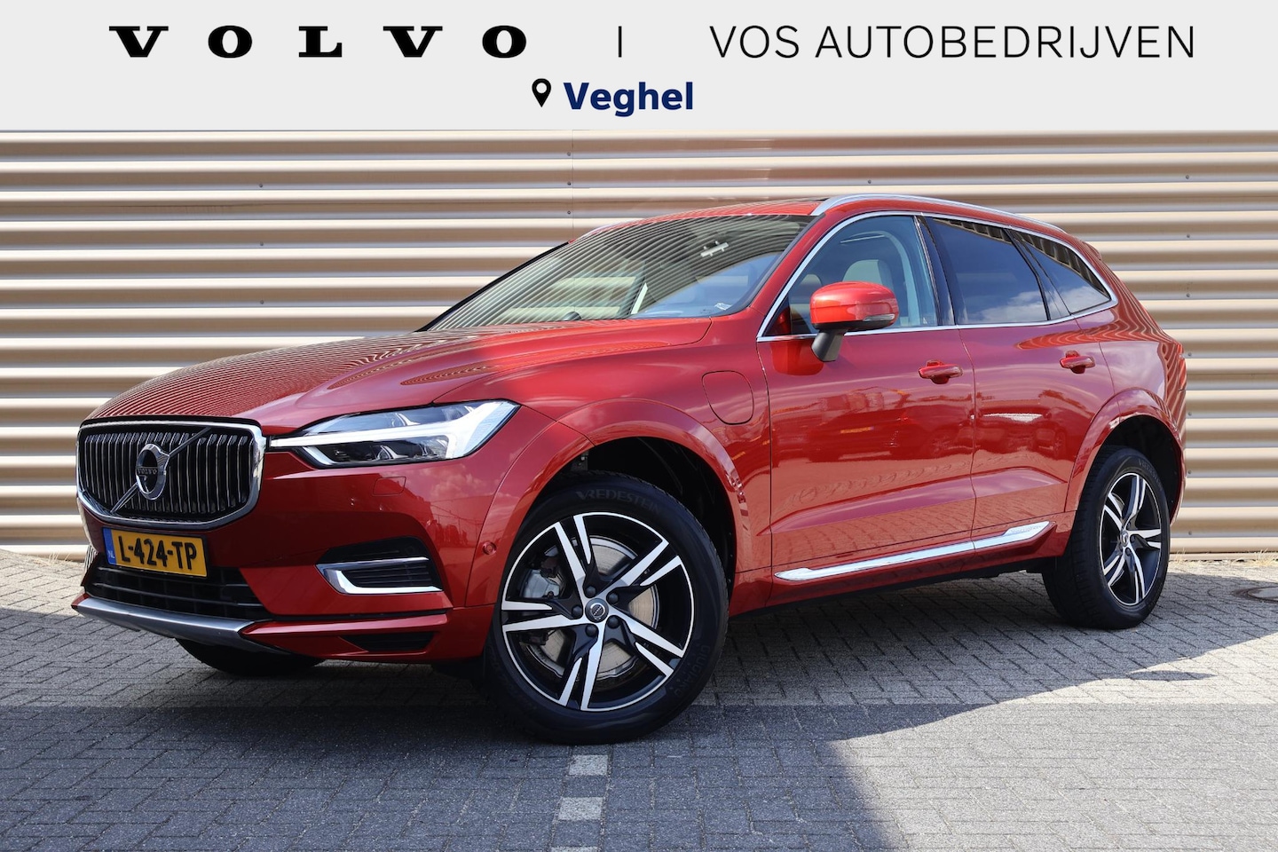 Volvo XC60 - 2.0 T8 Twin Engine AWD Inscription 2.0 T8 Twin Engine AWD Inscription - AutoWereld.nl