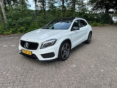Mercedes-Benz GLA-Klasse - 250 4Matic