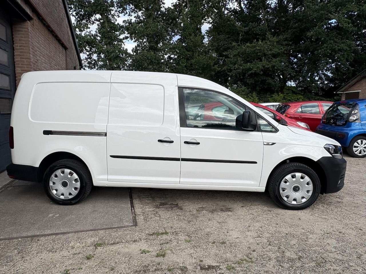 Volkswagen Caddy Maxi - 2.0 TDI L2H1 BMT Highline Airco/Euro 6/NAP - AutoWereld.nl