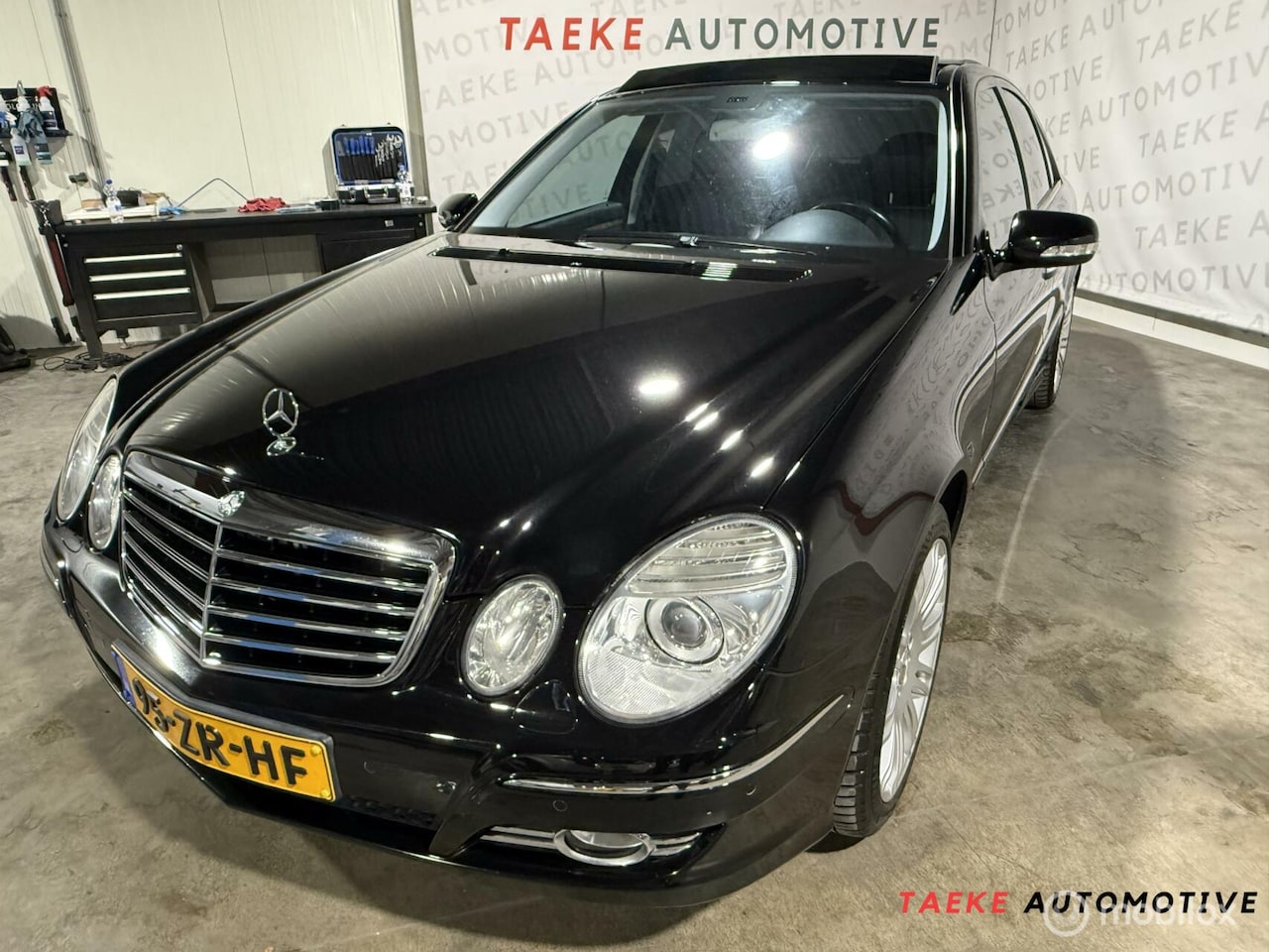 Mercedes-Benz E-klasse - 230 Avantgarde Sport Clima/Cruise/Pano/Nap - AutoWereld.nl