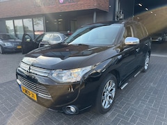 Mitsubishi Outlander - 2.0 PHEV Instyle+ LPG G3 LEDER XENON SCHUIFDAK TREKHAAK