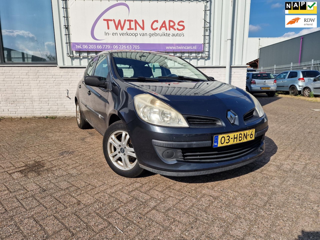 Renault Clio - 1.2-16V Expression 1.2-16V Expression 5drs - AutoWereld.nl