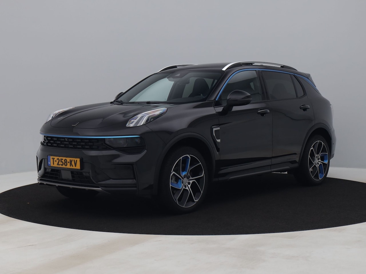 Lynk & Co 01 - 1.5 Plug-in Hybrid | 360° | ZWARTE HEMEL | NLD AUTO - AutoWereld.nl