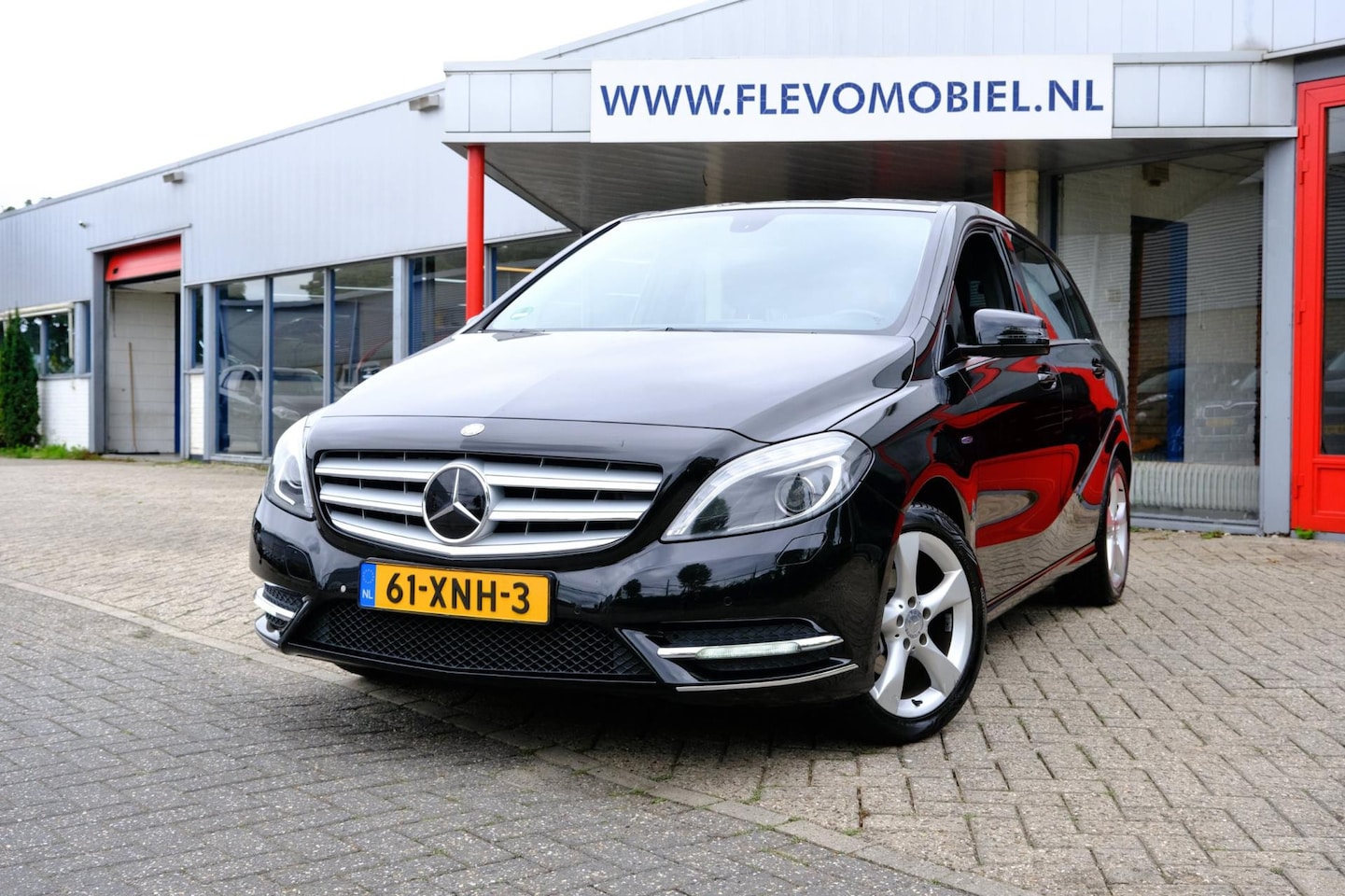 Mercedes-Benz B-klasse - 180 Ambition Xenon|Navi|LMV|PDC - AutoWereld.nl