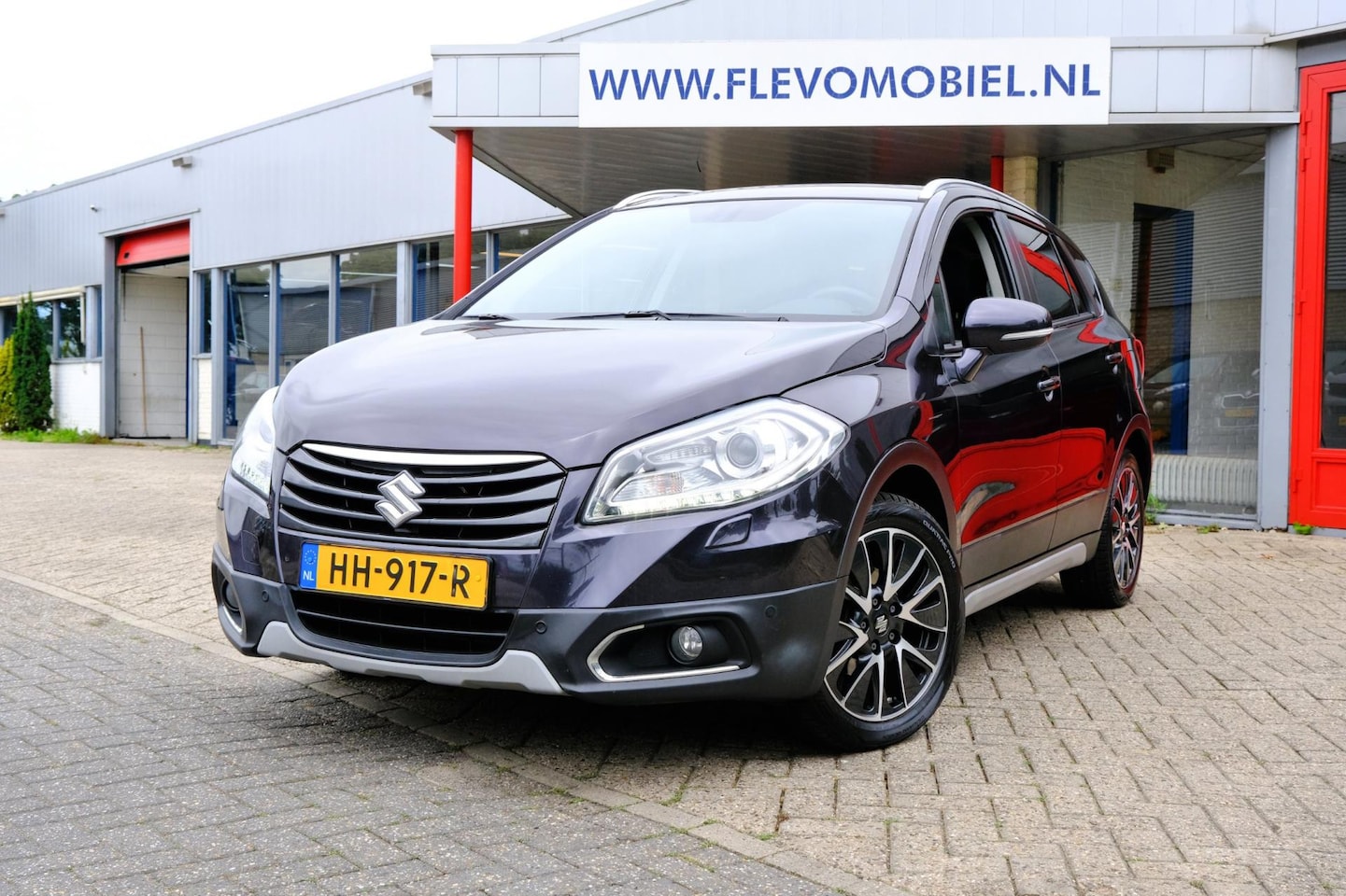 Suzuki SX4 S-Cross - 1.6 High Executive Aut. Pano|1e Eig|Leder|Navi|PDC - AutoWereld.nl