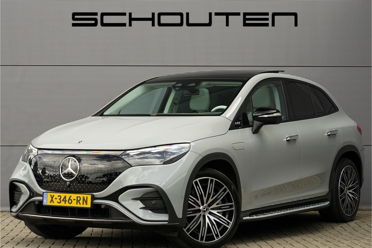 Mercedes-Benz EQE SUV - 350 4M AMG 91 kWh Night Pano Trekhaak - AutoWereld.nl
