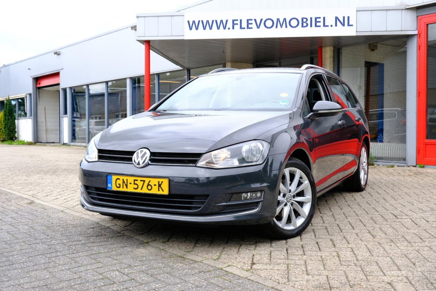 Volkswagen Golf Variant - 2.0 TDI 150pk Highline Navi|1e Eig|Half Leder|LMV - AutoWereld.nl