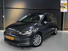 Volkswagen Touran - 1.4 TSI Highline Business R Pano|Massage|Standkachel|
