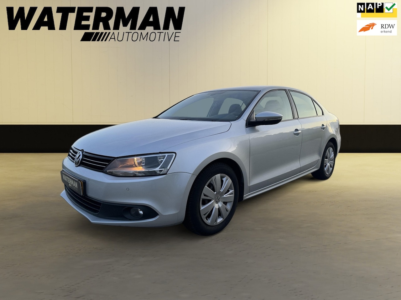 Volkswagen Jetta - 1.2 TSI Comfortline AIRCO/CRUISE-CONTROL/PDC/NAVI/NL AUTO. - AutoWereld.nl