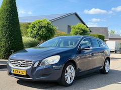 Volvo V60 - 1.6 D2 Navi/ Lmv/ Clima