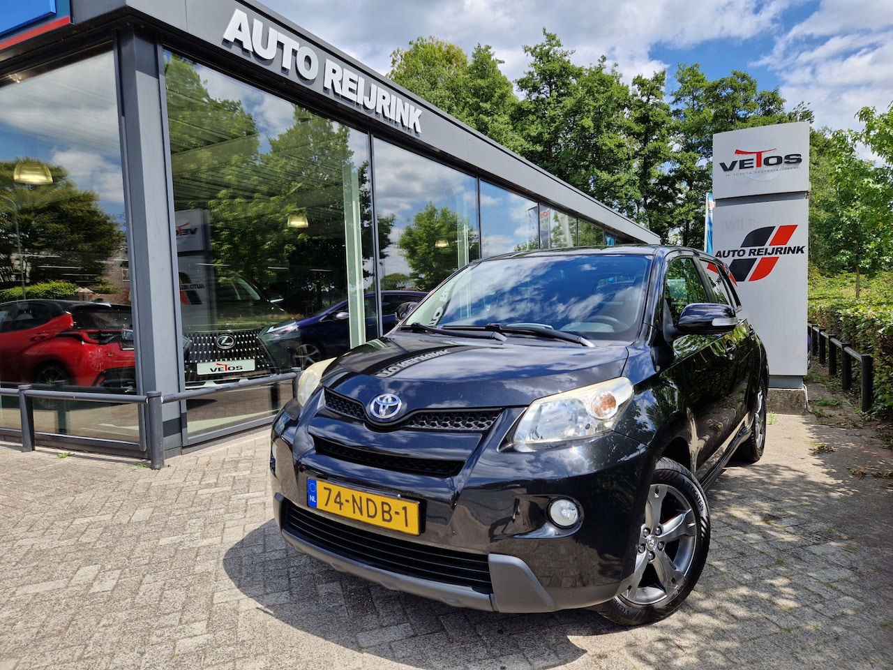 Toyota Urban Cruiser - 1.3 VVT-i Dynamic/LMV/KEYLESS ENTRY/START/1E EIGENAAR ! - AutoWereld.nl