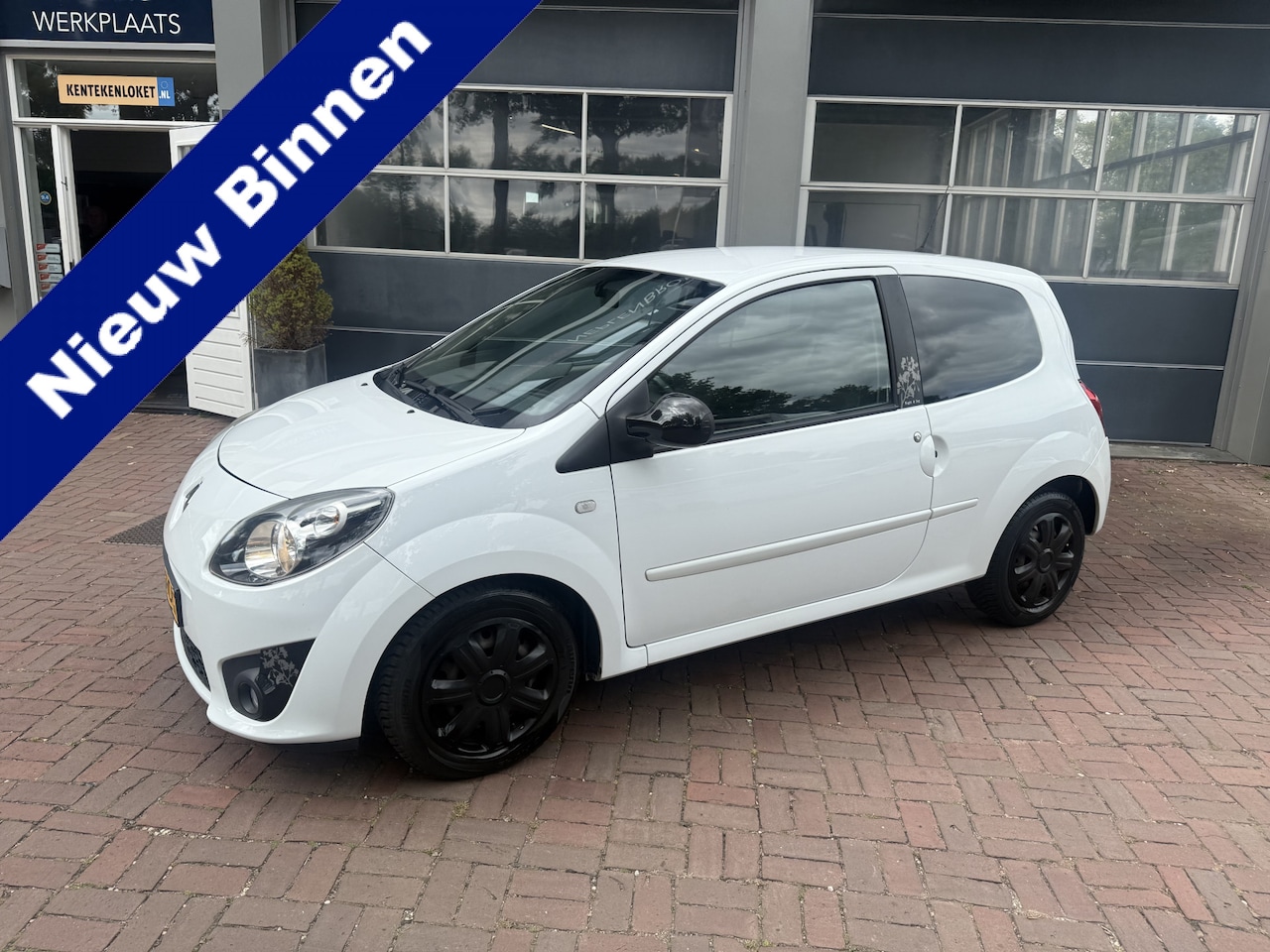 Renault Twingo - 1.2-16V Night & Day Bj 2009 Km 108.000 Nap 2e eigenaar Airco,Cv,Electr.ramen,Cruise - AutoWereld.nl